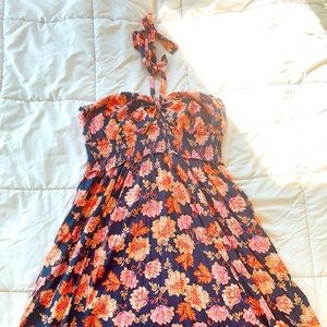 Hello Summer! Brand new floral halter dress from Old Navy! Never been worn!